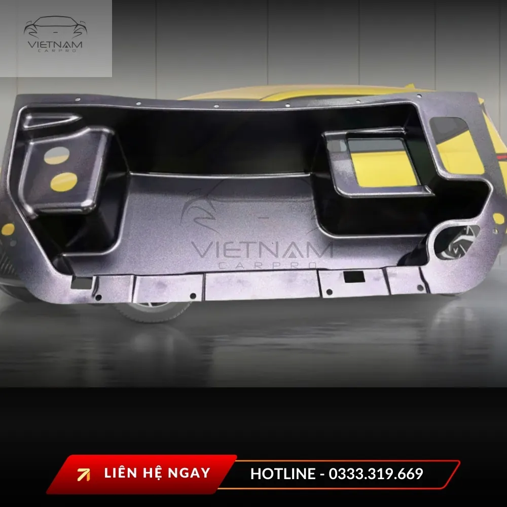 Tấm ốp nội thất khoang sau xe Limo bền bỉ, thiết kế tinh xảo, góp phần hoàn thiện không gian sang trọng. Đây là phụ kiện Limo không thể thiếu.