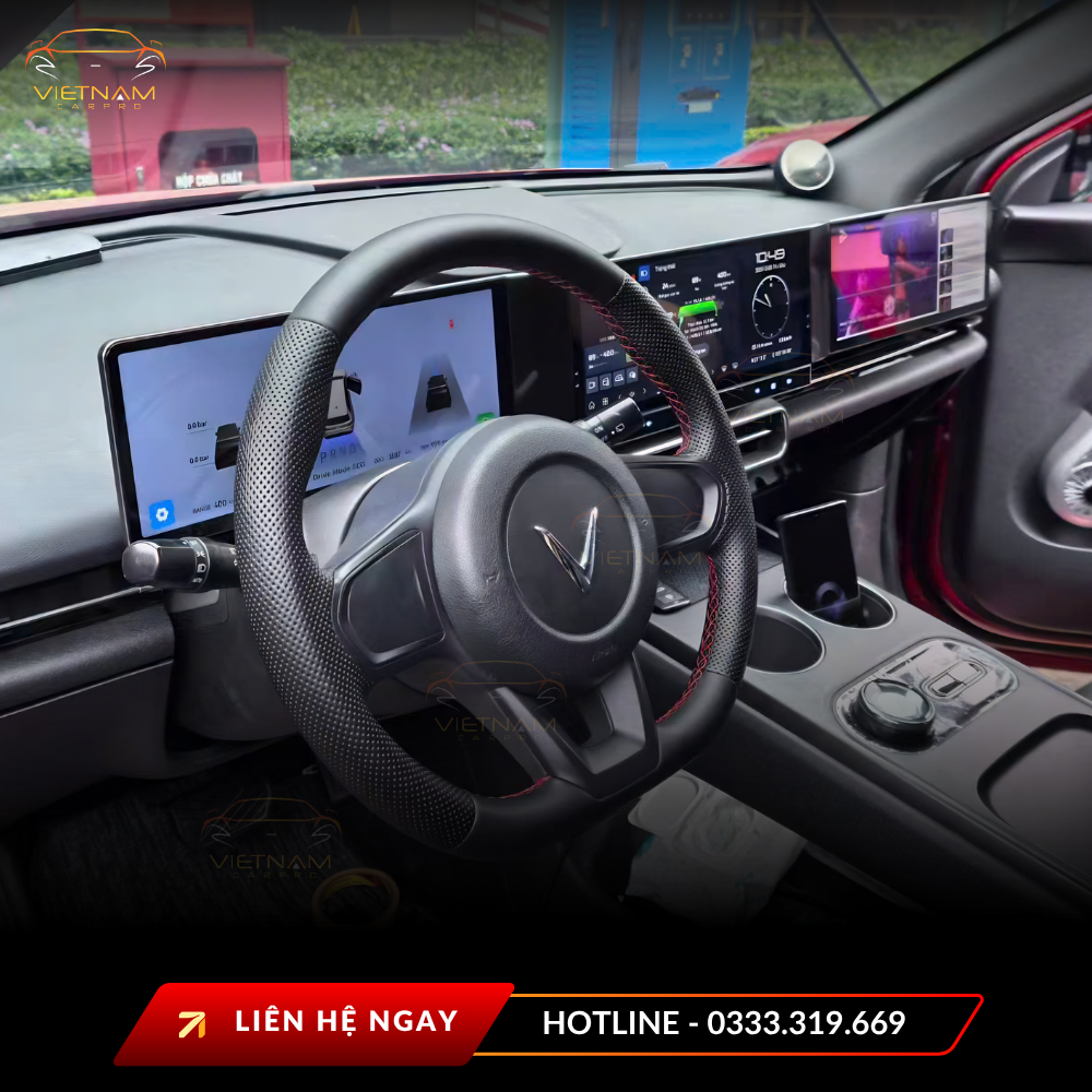 Bộ màn hình liền khối 3 màn dành cho VinFast Limo Green mang đến giao diện sang trọng, thao tác mượt mà, nâng cao trải nghiệm lái xe mỗi ngày hiệu quả.